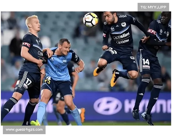 惠灵顿凤凰对阵墨尔本胜利，澳超中下游球队交锋